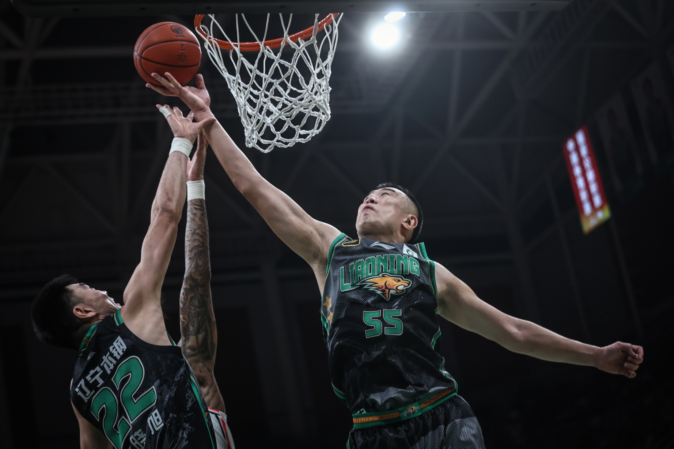 曼城关键时刻扳平良机,志在CBA常规赛名次提升,话题不断,更衣室氛围转暖的简单介绍 曼城关键时刻扳平良机,志在CBA常规赛名次提升,话题不断,更衣室氛围转暖的简单介绍